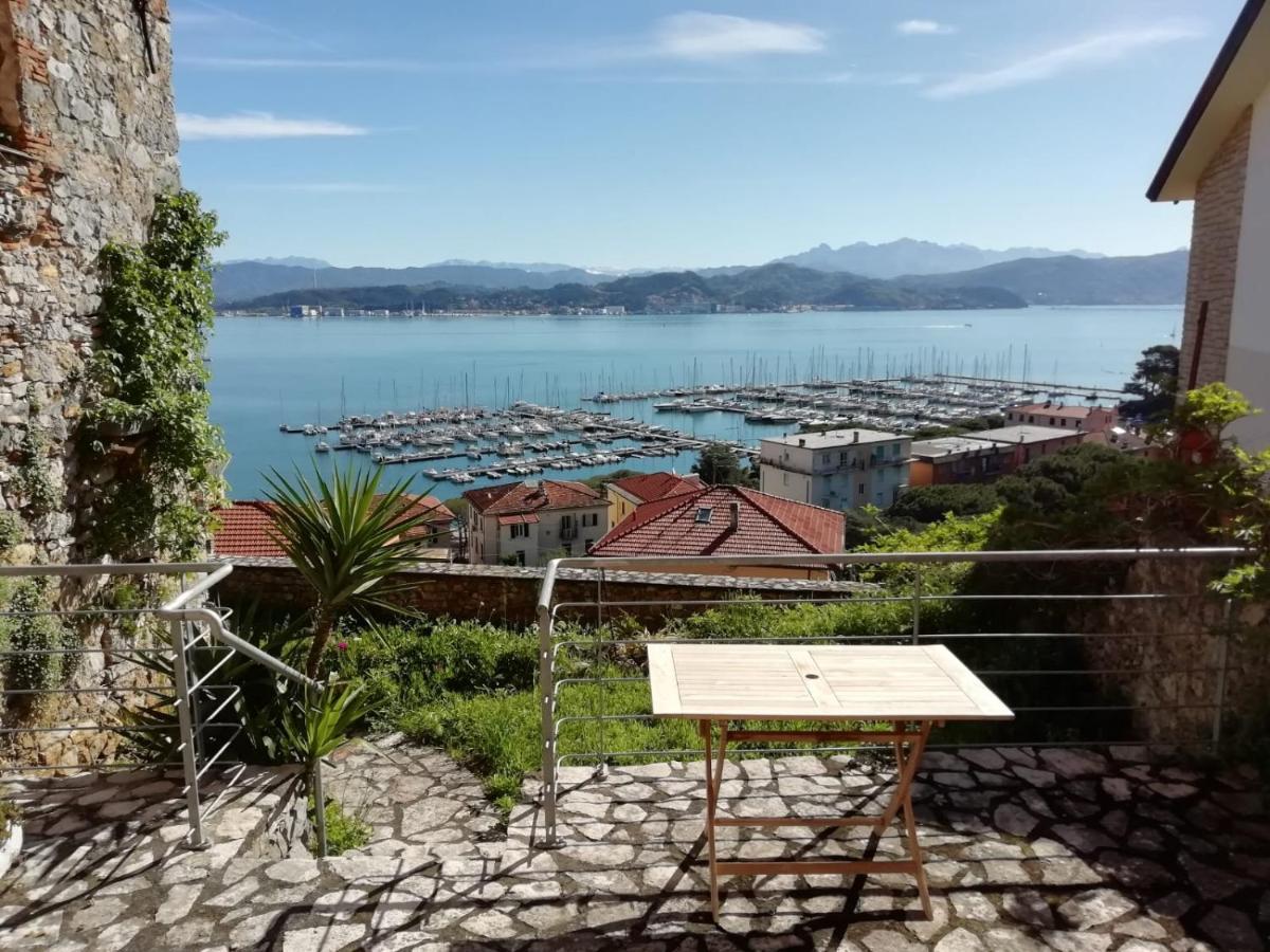 Villa La Terrazza Nel Carruggio Fezzano  Exterior foto